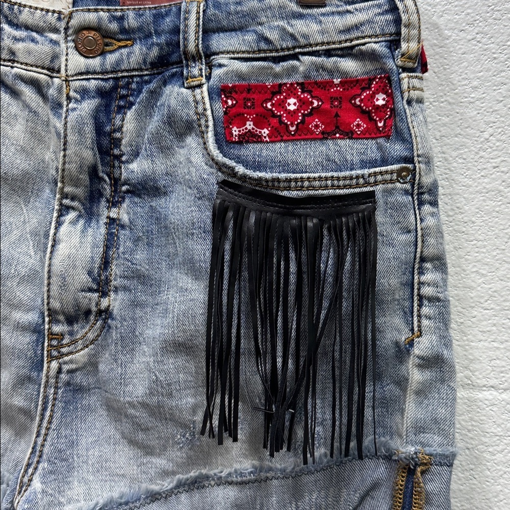 Pilcro by Anthropologie Jean Boho Fringe Denim Shorts w/ Red Bandana Detail - Picture 4 of 8